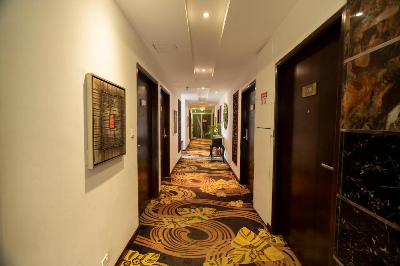 Hotel Bengal Canary Park Дакка Экстерьер фото